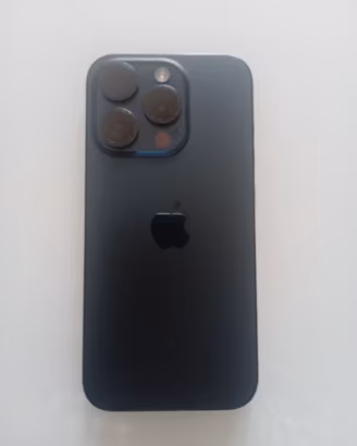 Telefono i  phone 15 pro 128 gb