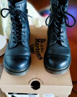 Dr. Martens 1460 n. 37