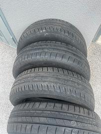 4 pneumatici
