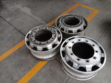 Cerchi x autocarro foro piccolo (18)