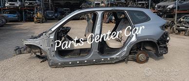 Scocca per taglio llamiera bmw x1 2025