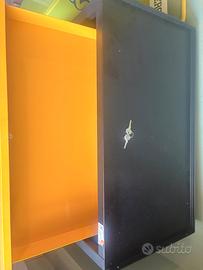 ARMADIETTO METALLICO
