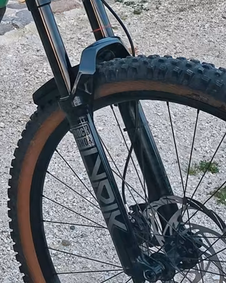 Forcella mtb Rockshox lyrik 160mm select+ 2024