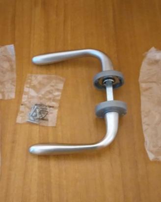 2 set di maniglie per porte acciaio satinato nuove