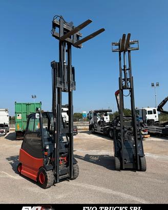 CARRELLO ELEVATORE ELETTRICO LINDE E 25
