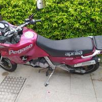 Moto Aprilia pegaso 650