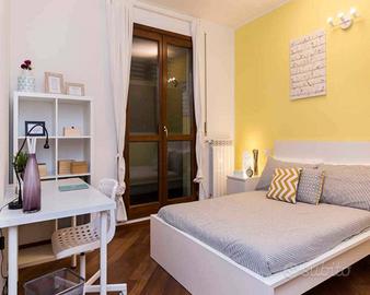 Stanza in appartamento di 151 m² a Milano
