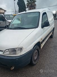 FURGONE PEUGEOT RANCH 