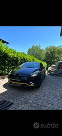 Renault Clio IV RS18  (numero 0077) 220cv 1.6 edc