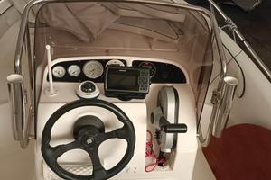 Ranieri international voyager 17