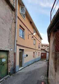 Bilocale con accessori a Solofra