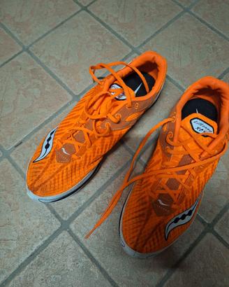 SCARPE CHIODATE ATLETICA