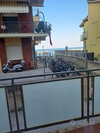 Appartamento fronte mare