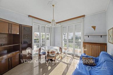 Appartamento di 110 m² con 3 locali a Castiglione 