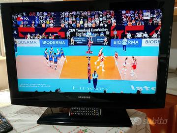 SAMSUNG 32 M.LE32B350F1W