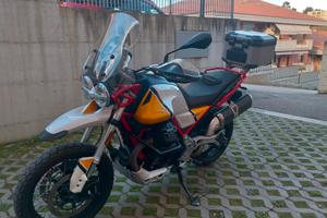 Moto Guzzi V85TT 