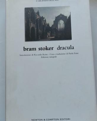 Dracula   di Bram Stoker