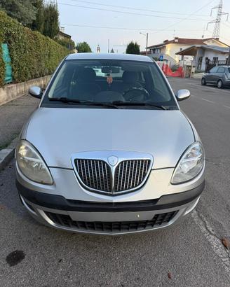 Lancia Ypsilon 1.2 benzina (x neopatentati)