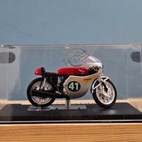 Honda RC162 M. Hailwood 1961 modellino moto GP