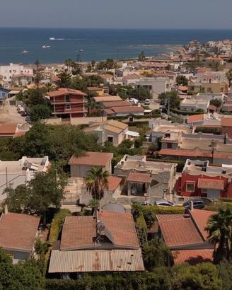 Marzamemi: villaggio-camping con spiaggia privata