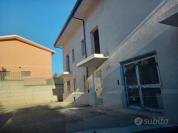 Locale commerciale palmi via ss18