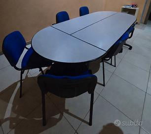 tavolo riunioni e sedie