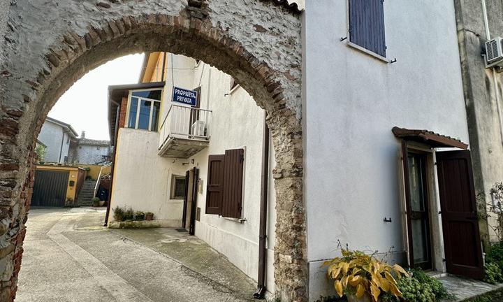 Rustico/Casale/Corte Castelnuovo del Garda