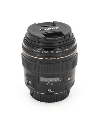 Canon EF 85mm f/1.8 USM