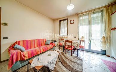 GALLARATE - BILOCALE CON AMPIA CANTINA