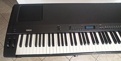 Pianoforte elettronico da palco Yamaha P200