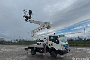 Nissan piattaforma autocarrata 