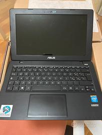 NOTEBOOK ASUS F200M