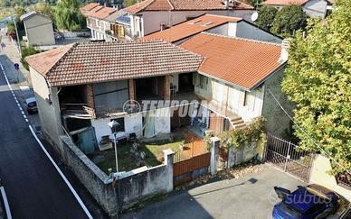 SOLUZIONE SEMINDIPENDENTE CON GIARDINO PRIVATO