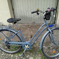 city bike  b-twin da donna