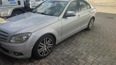 Mercedes C220 