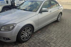 Mercedes C220 