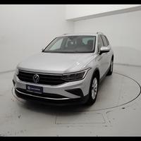 VOLKSWAGEN Tiguan II 2021 - Tiguan 2.0 tdi Life 15