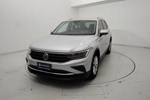 VOLKSWAGEN Tiguan II 2021 - Tiguan 2.0 tdi Life 15