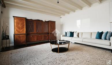 CASA DI CORTE A SAN PIETRO MUSSOLINO