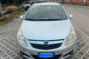 Opel Corsa 1.2 benzina 2007 – 105.000 km – Marcian