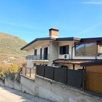 Appartamento con giardino e box auto