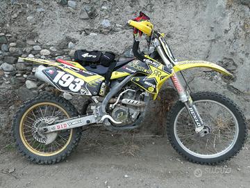 Suzuki RMZ 2504T Cross