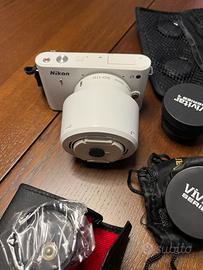 Nikon J1