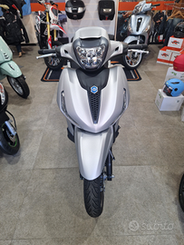 Piaggio beverly s 300 hpe