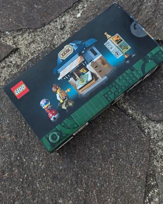 Lego kiosk
