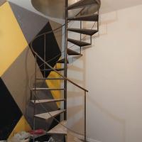 SCALA A CHIOCCIOLA IN FERRO