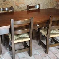 tavolo legno massiccio con 6 sedie in paglia