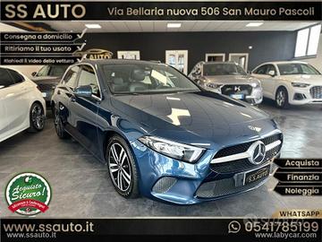 MERCEDES-BENZ A 180 d Automatic Premium