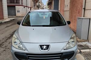 Peugeot 307 1.6 90cv