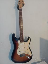 Fender squire strat 2001